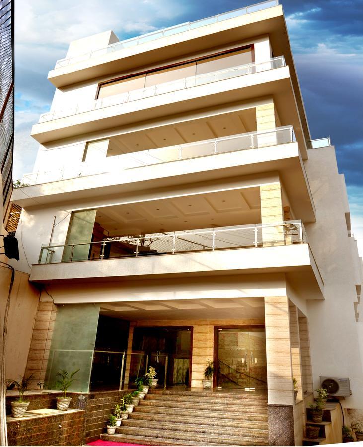 Hotel Trance Ganga Tapovan Exterior foto